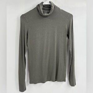 Majestic Filatures Shirt Deluxe Tee Turtle Neck Superwashed Gray Casual small
